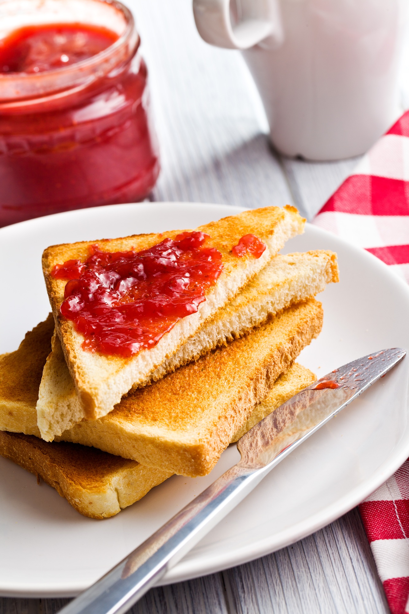 toast with jam